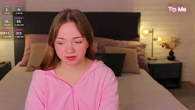 Kiss Moon online show from 02-05-26, 07:18