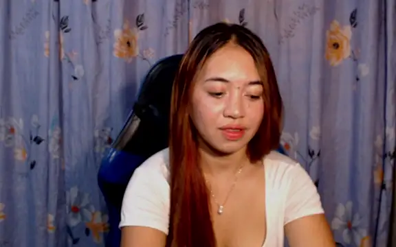 Snapshot of pinay_mayahiga chatting on 04-05-26, 05:26 pinay mayahiga online show from 04-05-26, 05:26