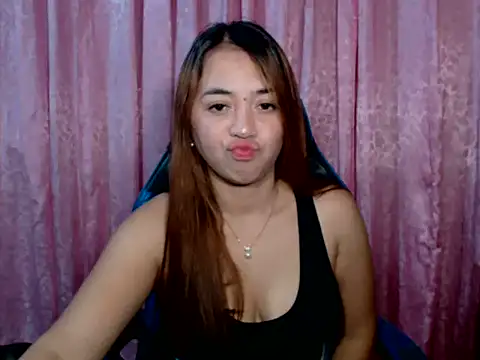 Snapshot of pinay_mayahiga chatting on 04-28-26, 02:00 pinay mayahiga online show from 04-28-26, 02:00