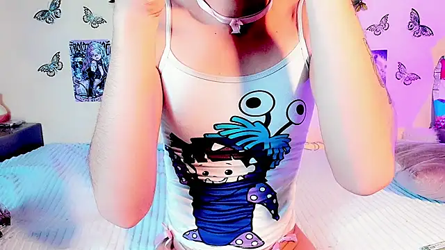 Snapshot of Miss-Saraii chatting on 04-10-26, 04:23 Miss-Saraii online show from 04-10-26, 04:23