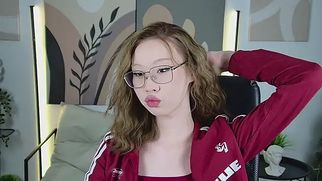 SarahRice online show from 02-11-26, 04:34