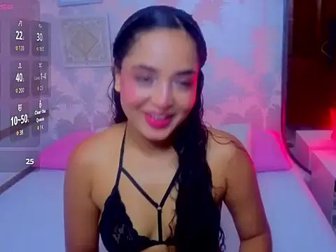 Emma Thompssonn online show from 06-15-26, 12:18
