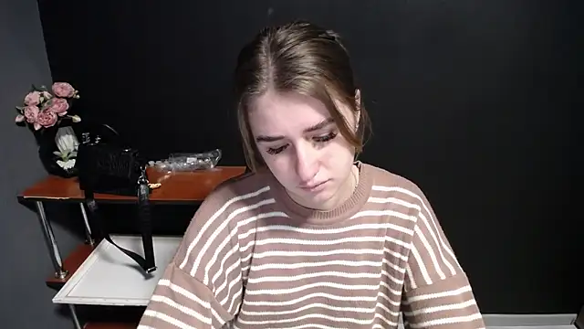 Sunny siren online show from 01-19-26, 01:15