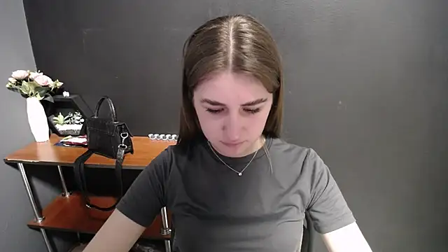 Sunny siren online show from 05-05-26, 12:35