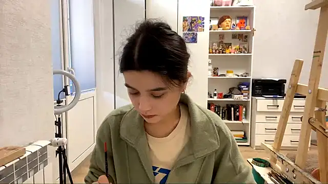 Snapshot of SaintMari chatting on 02-17-26, 12:23 SaintMari online show from 02-17-26, 12:23