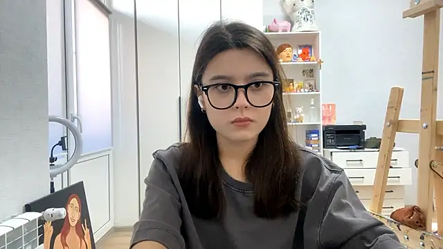 Snapshot of SaintMari chatting on 03-13-26, 12:34 SaintMari online show from 03-13-26, 12:34