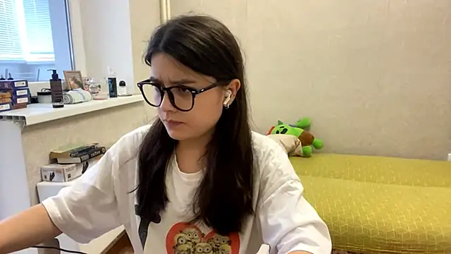 SaintMari online show from 06-27-26, 02:34