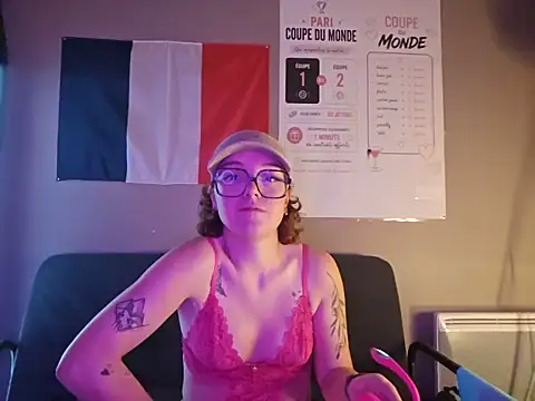 ju juliette online show from 06-15-26, 07:16