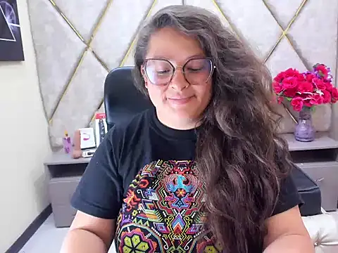 Sarah Boobs  online show from 05-05-26, 03:36