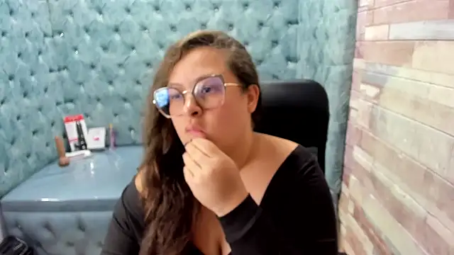 Sarah Boobs  online show from 06-08-26, 04:02