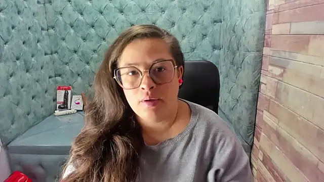 Sarah Boobs  online show from 06-13-26, 03:37