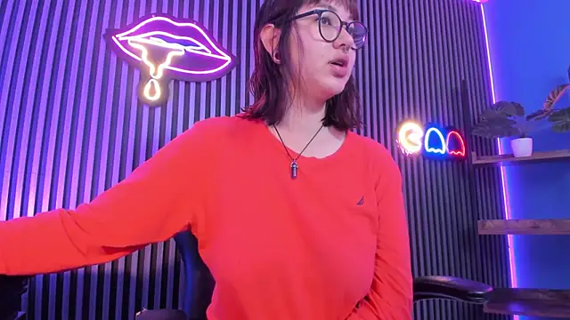 Violett Prince1 online show from 02-08-26, 12:19