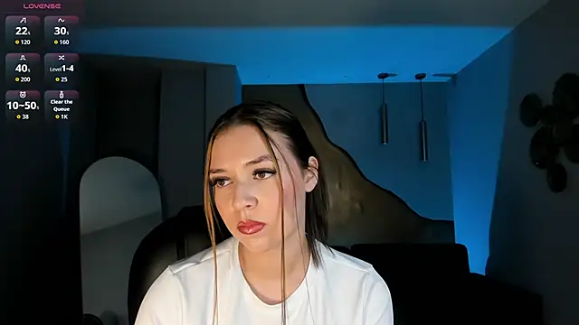 EmilyCarterX online show from 05-08-26, 11:04