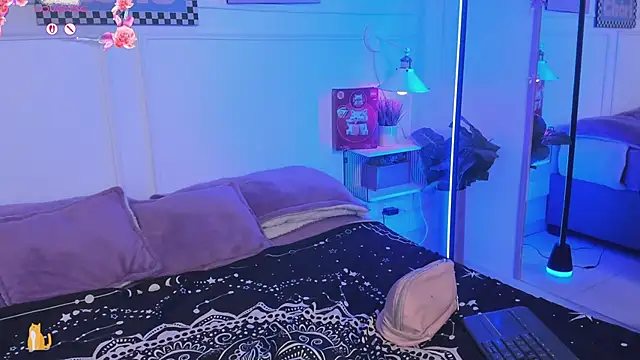 Snapshot of Rosy_Sweet chatting on 03-16-26, 07:40 Rosy Sweet online show from 03-16-26, 07:40