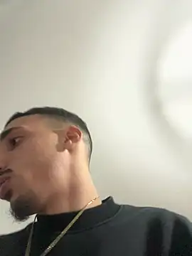 Snapshot of piccolo2002 chatting on 01-16-26, 10:52 piccolo2002 online show from 01-16-26, 10:52