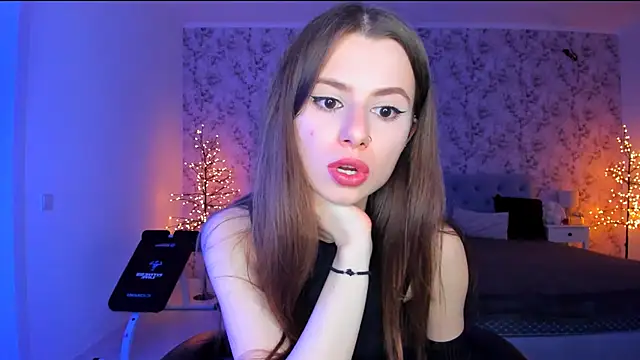 Hot Molly5 online show from 05-08-26, 06:57