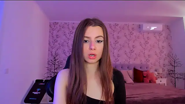 Hot Molly5 online show from 06-19-26, 09:46