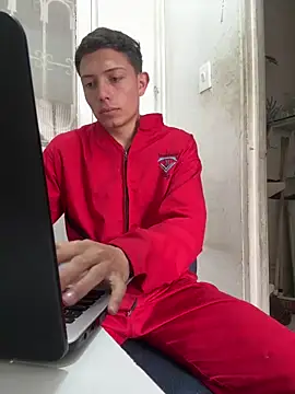 santiObrero online show from 05-04-26, 03:30