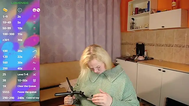 LisaWiliams online show from 02-17-26, 04:13