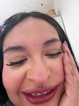 Snapshot of Nailealipsglossy chatting on 01-19-26, 09:46 Nailealipsglossy online show from 01-19-26, 09:46