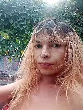 Snapshot of JenniferBrazil chatting on 04-24-26, 04:42 JenniferBrazil online show from 04-24-26, 04:42