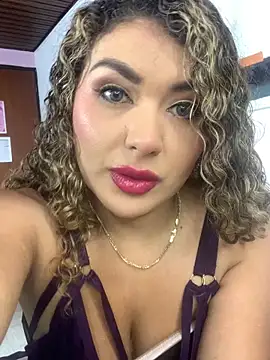 TianaRios Pink online show from 03-24-26, 04:34