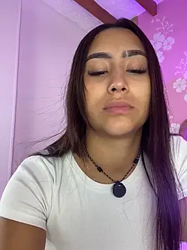 Snapshot of MadisonFox1 chatting on 02-11-26, 11:59 MadisonFox1 online show from 02-11-26, 11:59