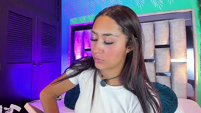 Snapshot of MadisonFox1 chatting on 03-02-26, 10:05 MadisonFox1 online show from 03-02-26, 10:05