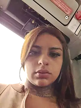 EmilyMoore Pink online show from 02-05-26, 06:23