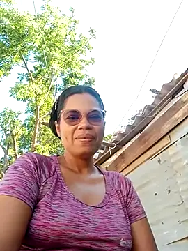 Snapshot of Yandris_1212 chatting on 02-21-26, 01:23 Yandris 1212 online show from 02-21-26, 01:23