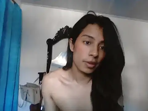 Snapshot of andy_bby chatting on 07-11-26, 03:37 andy bby online show from 07-11-26, 03:37