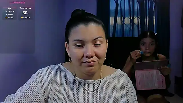 Helena-Paola online show from 02-21-26, 10:00