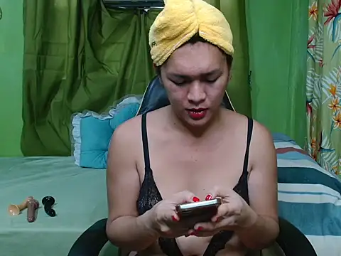 urslutscarlet online show from 03-17-26, 08:17