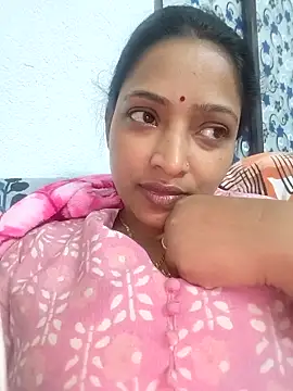 Hot-Tinaa online show from 02-17-26, 02:46