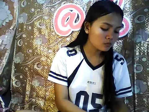 Snapshot of PinaySkinnyJust18 chatting on 02-18-26, 09:16 PinaySkinnyJust18 online show from 02-18-26, 09:16