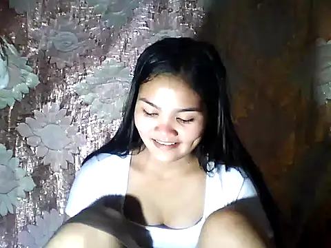 Snapshot of PinaySkinnyJust18 chatting on 03-05-26, 09:38 PinaySkinnyJust18 online show from 03-05-26, 09:38