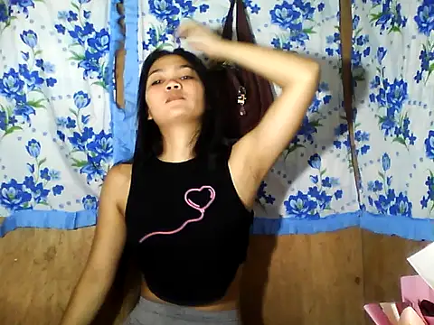 Snapshot of PinaySkinnyJust18 chatting on 05-03-26, 11:00 PinaySkinnyJust18 online show from 05-03-26, 11:00