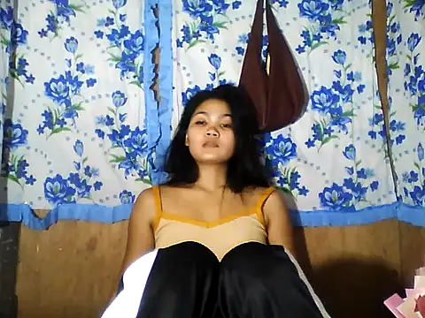Snapshot of PinaySkinnyJust18 chatting on 05-10-26, 12:38 PinaySkinnyJust18 online show from 05-10-26, 12:38