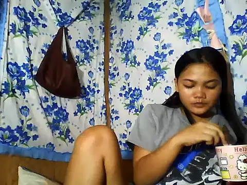 PinaySkinnyJust18 online show from 06-21-26, 10:01