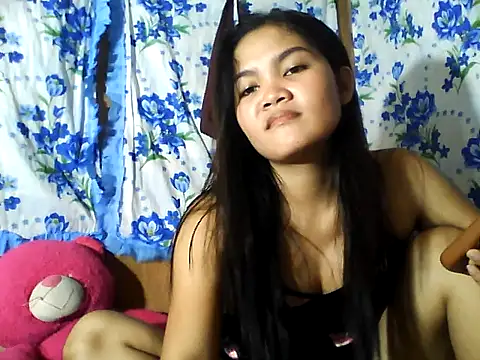 PinaySkinnyJust18 online show from 06-24-26, 11:31