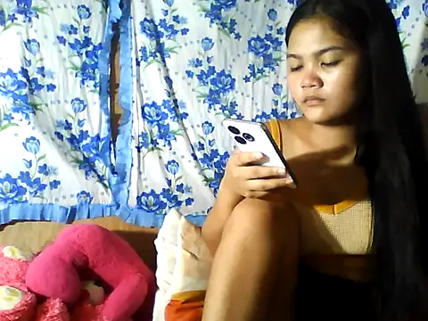 Snapshot of PinaySkinnyJust18 chatting on 07-03-26, 10:05 PinaySkinnyJust18 online show from 07-03-26, 10:05