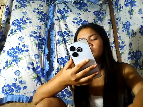 Snapshot of PinaySkinnyJust18 chatting on 07-08-26, 10:03 PinaySkinnyJust18 online show from 07-08-26, 10:03