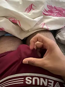 Mumbai Guy 143 online show from 02-06-26, 11:02