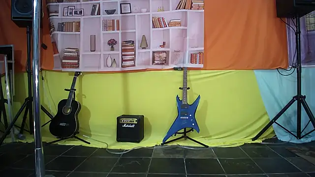 saucychocolate online show from 02-04-26, 10:47