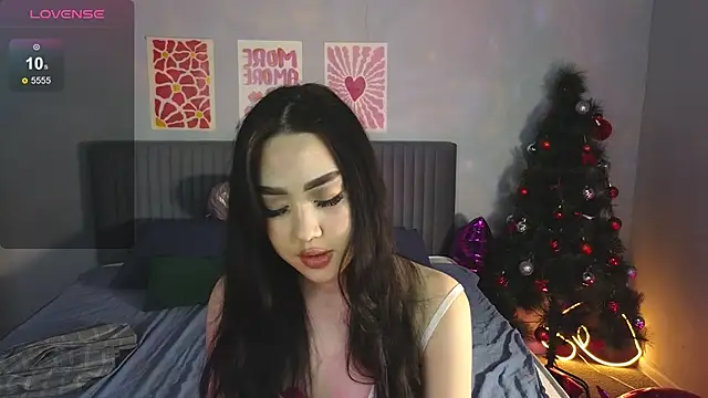 Snapshot of NaomiKim_ chatting on 02-11-26, 06:40 NaomiKim online show from 02-11-26, 06:40