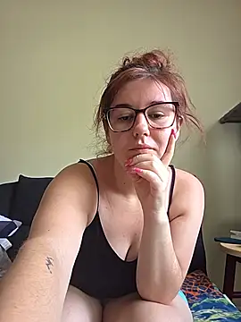 Snapshot of Ashlovescannabis chatting on 06-30-26, 01:56 Ashlovescannabis online show from 06-30-26, 01:56