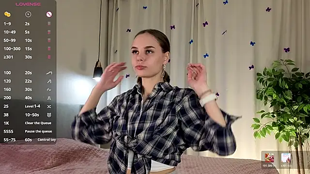 Snapshot of TeofilaCumbee chatting on 02-07-26, 11:03 TeofilaCumbee online show from 02-07-26, 11:03