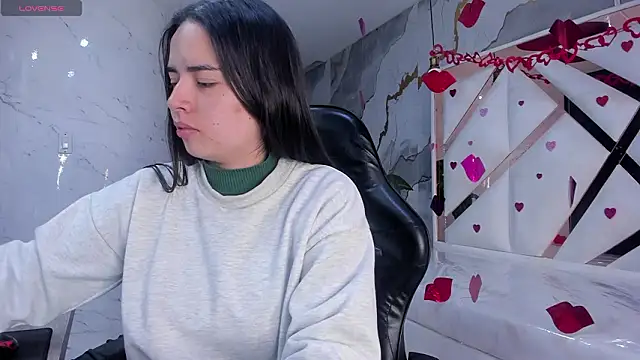 Qetsyah tf online show from 02-16-26, 12:56