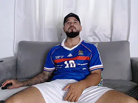 Handsomen69 online show from 05-18-26, 07:09