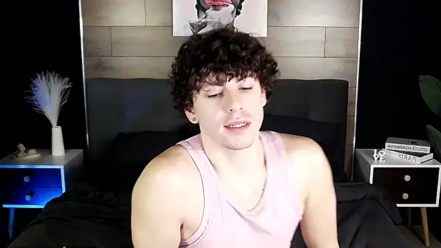 TylerGibson online show from 03-10-26, 04:06